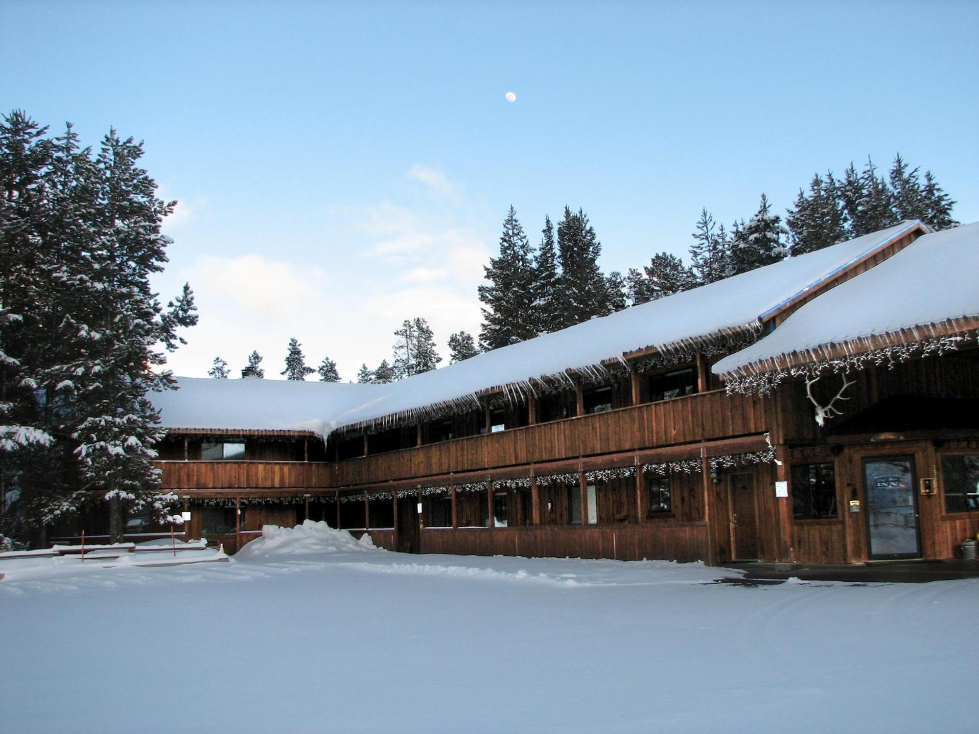 Willamette Pass Inn & Chalets Odell Lake Exterior photo